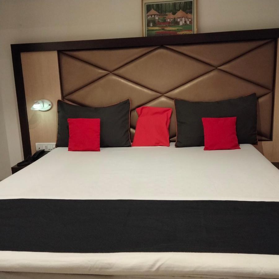 Hotel Everest Lodging Navi Mumbai Luaran gambar