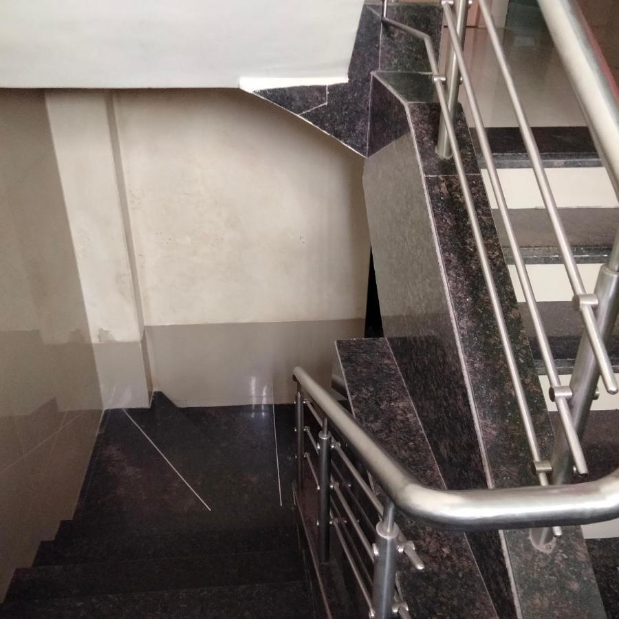 Hotel Everest Lodging Navi Mumbai Luaran gambar