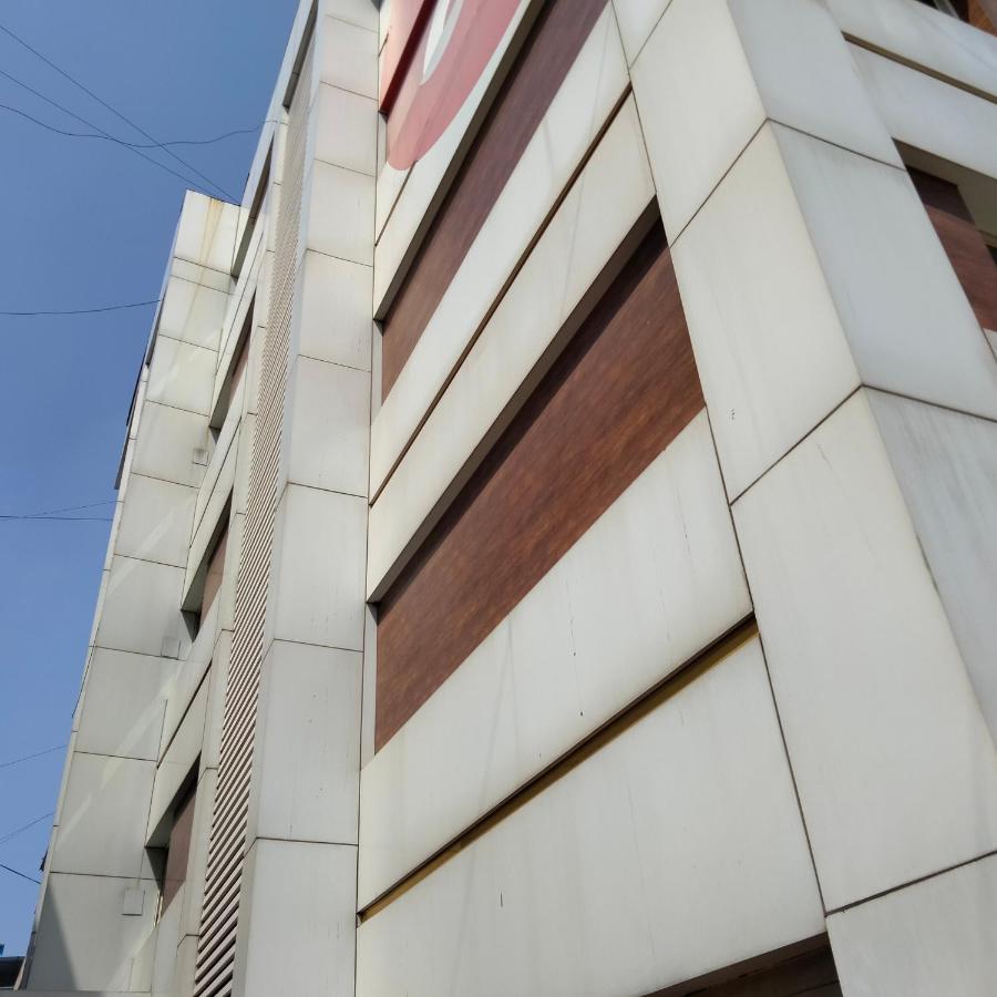 Hotel Everest Lodging Navi Mumbai Luaran gambar