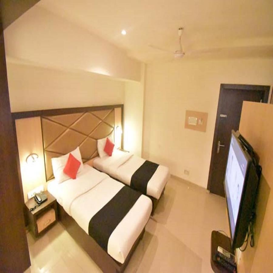 Hotel Everest Lodging Navi Mumbai Luaran gambar