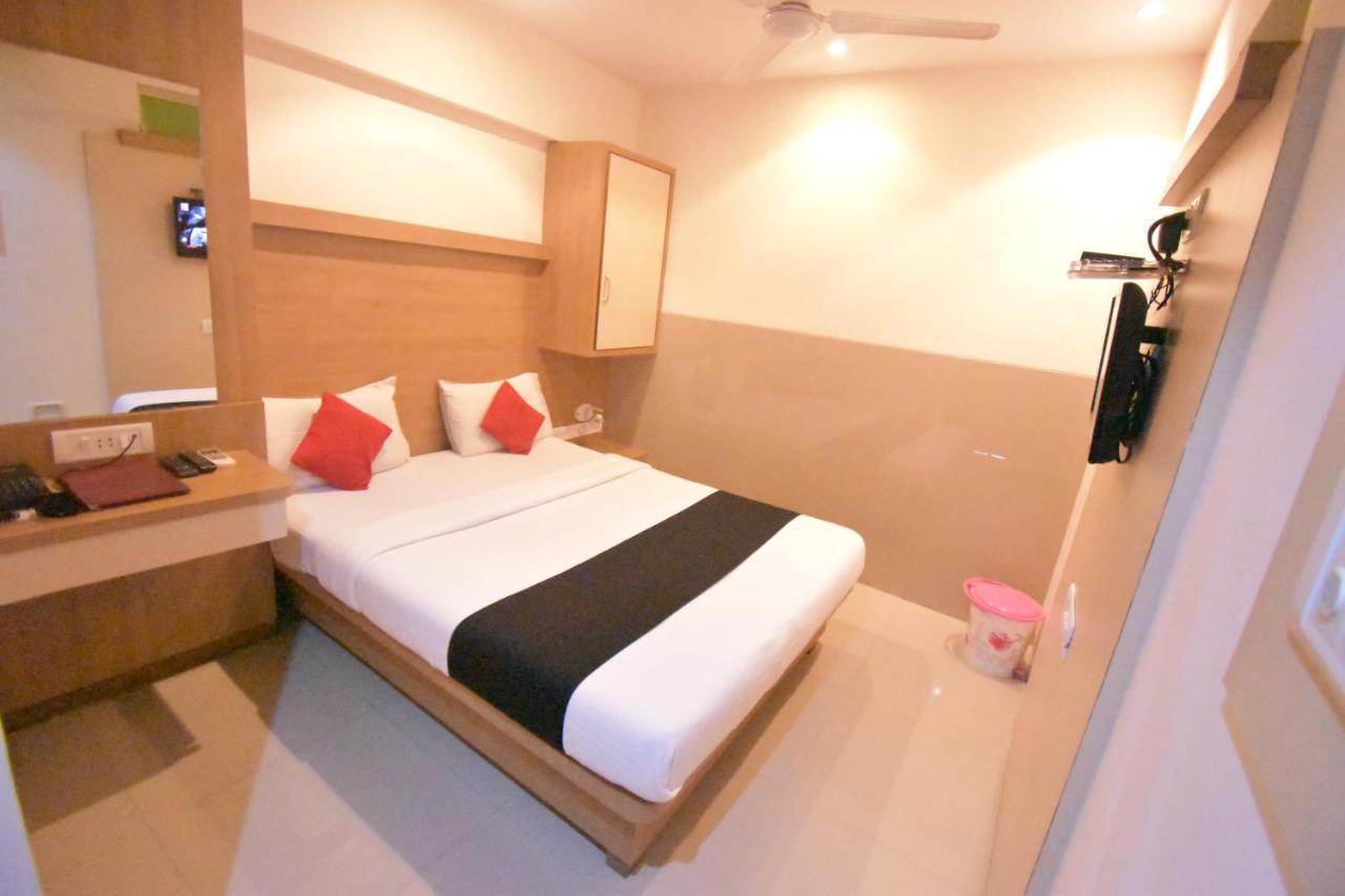 Hotel Everest Lodging Navi Mumbai Luaran gambar