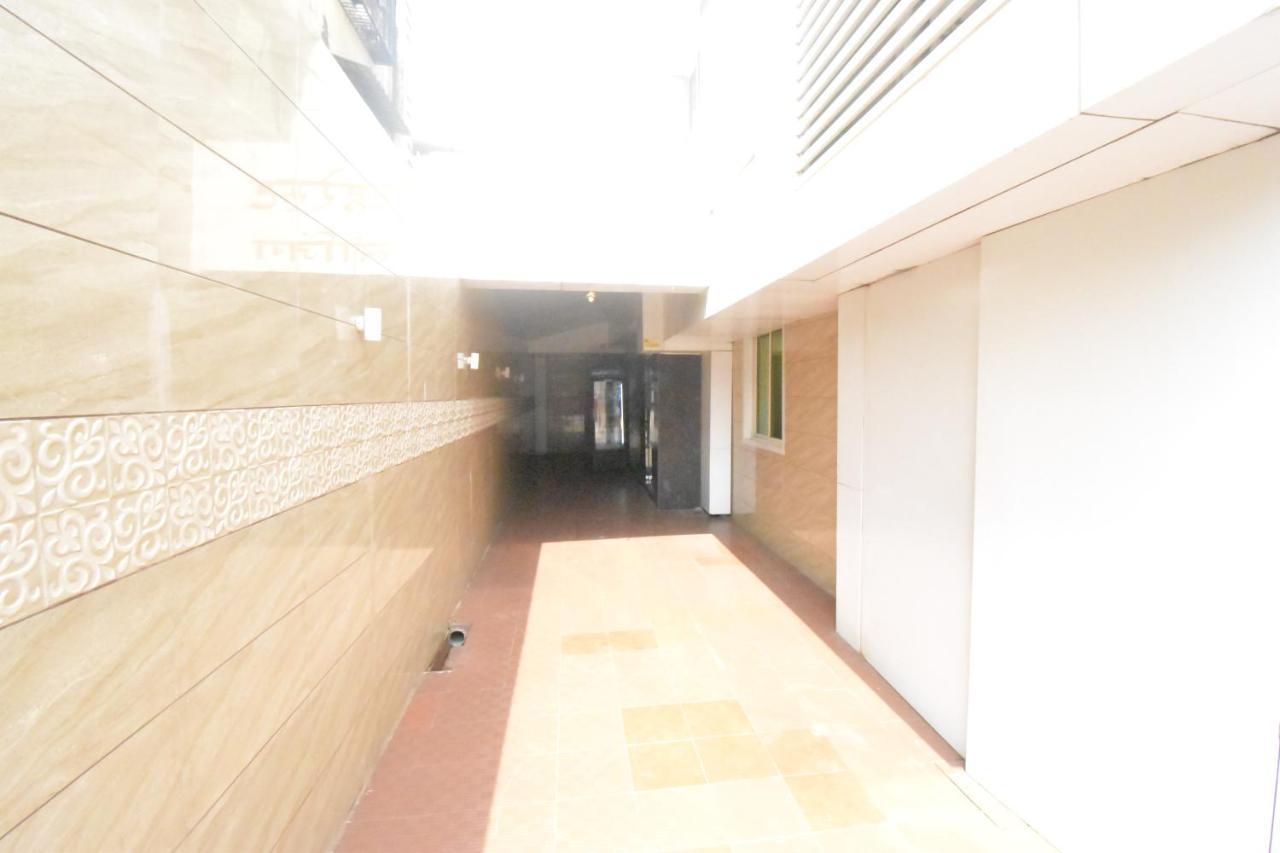 Hotel Everest Lodging Navi Mumbai Luaran gambar