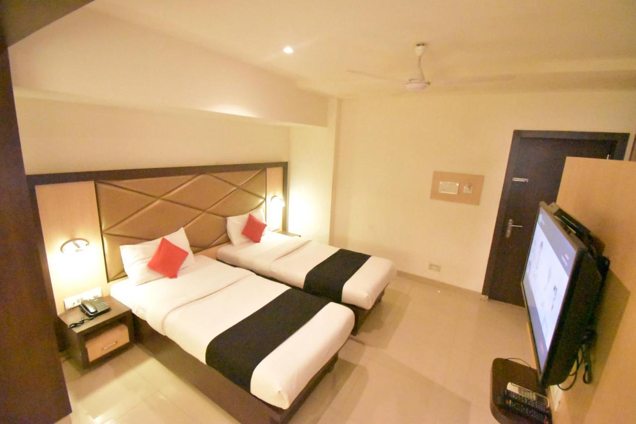 Hotel Everest Lodging Navi Mumbai Luaran gambar