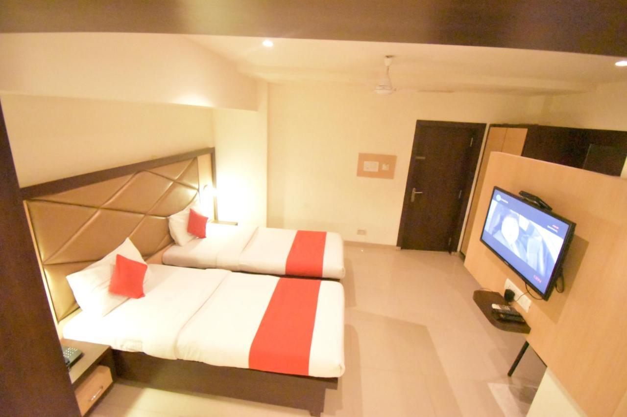 Hotel Everest Lodging Navi Mumbai Luaran gambar